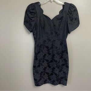 Vintage 1980s Steppin Out Bodycon Bow Cocktail Dress size 11 Made in USA